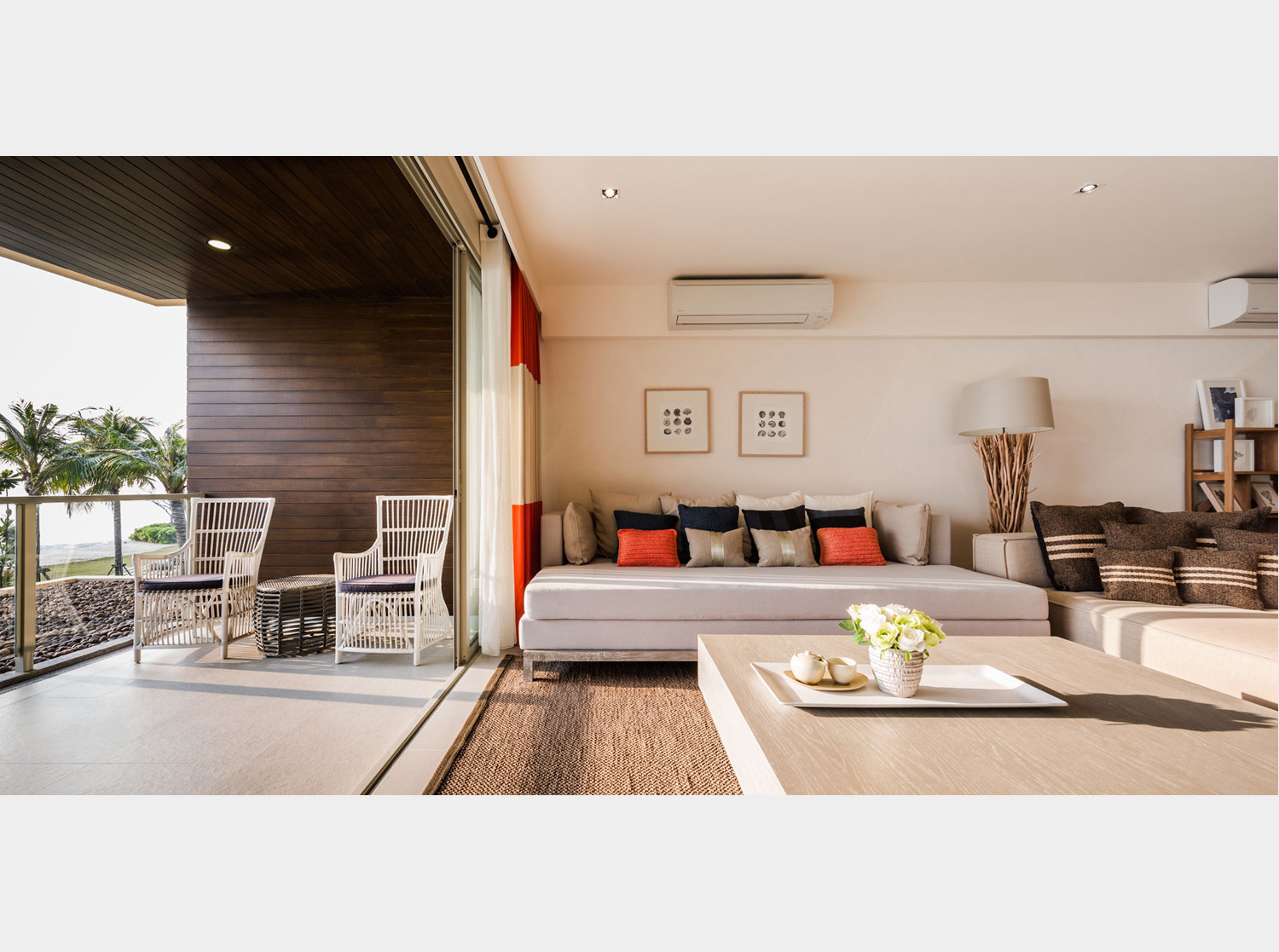 Condo Thewtalay Aquamarine ChaAm-HuaHin-Interior Living