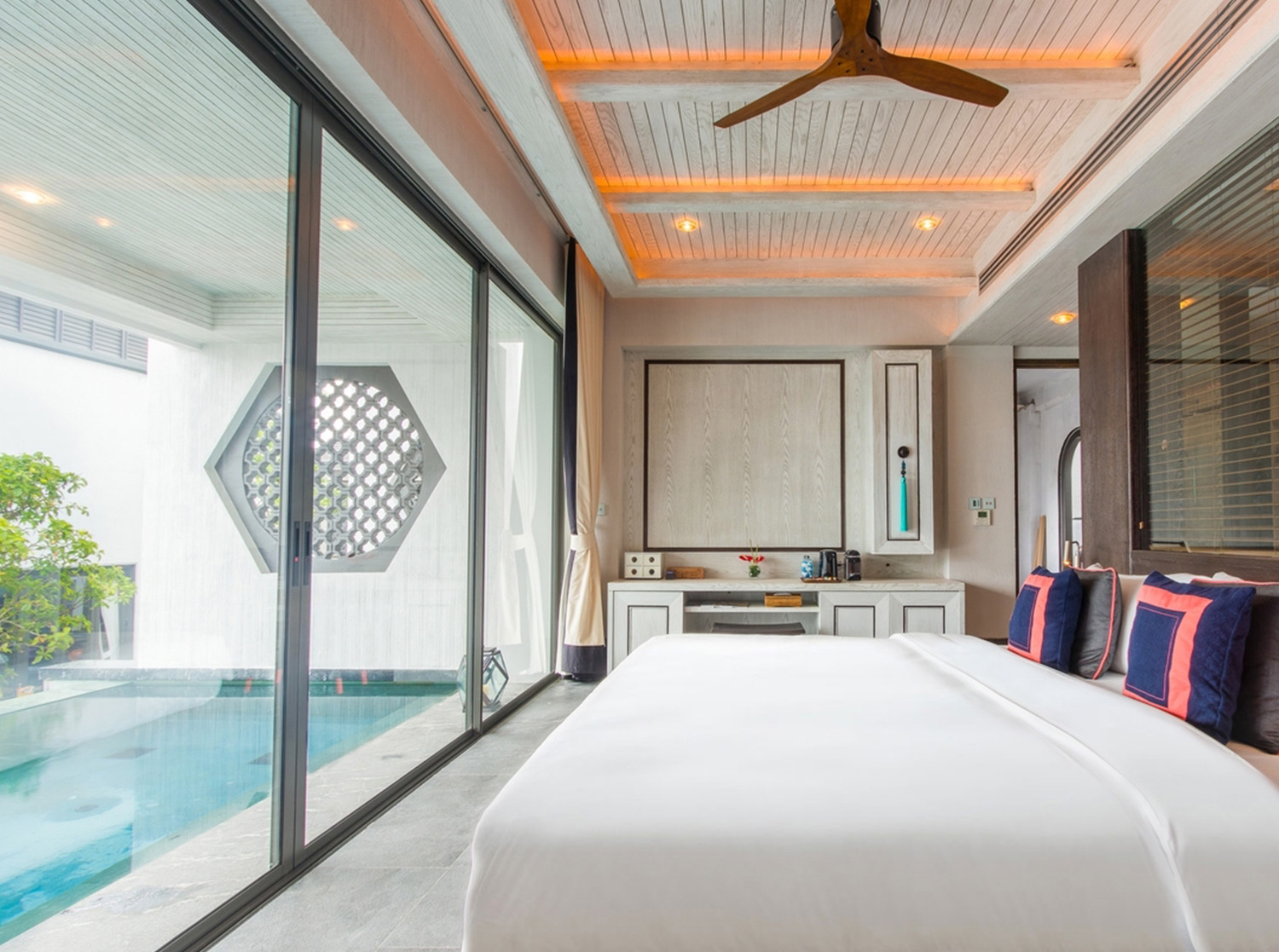 BabaBeachClub Hotel Phuket -Interior Living