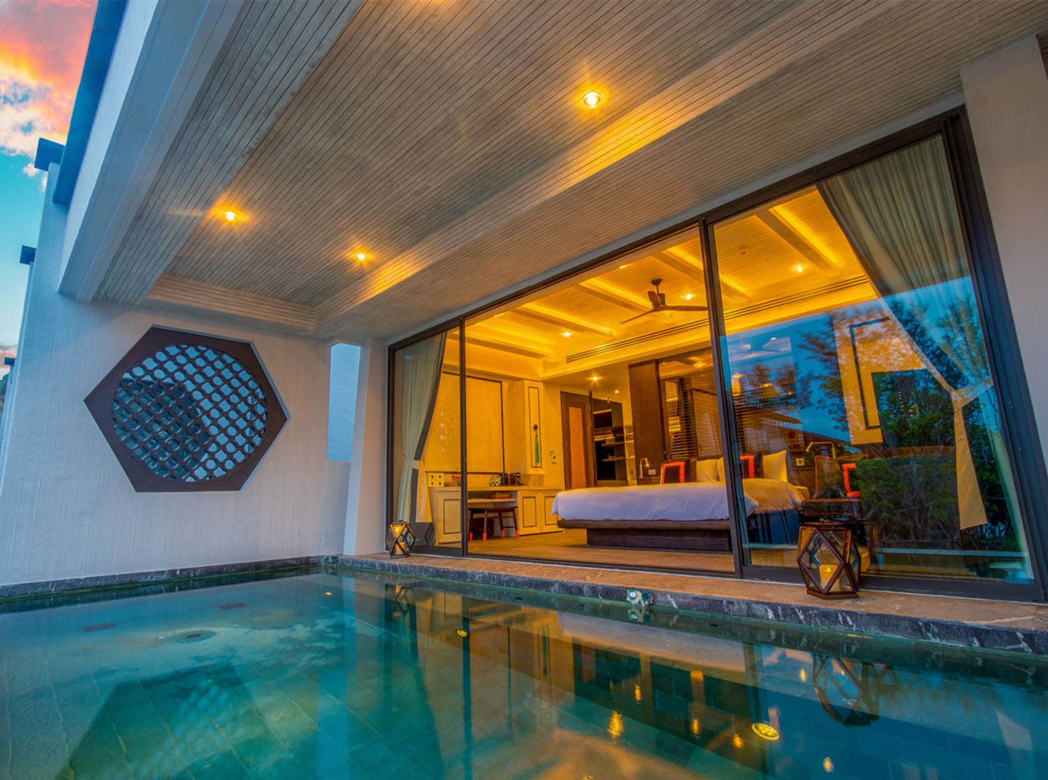 BabaBeachClub Hotel Phuket -Interior Living