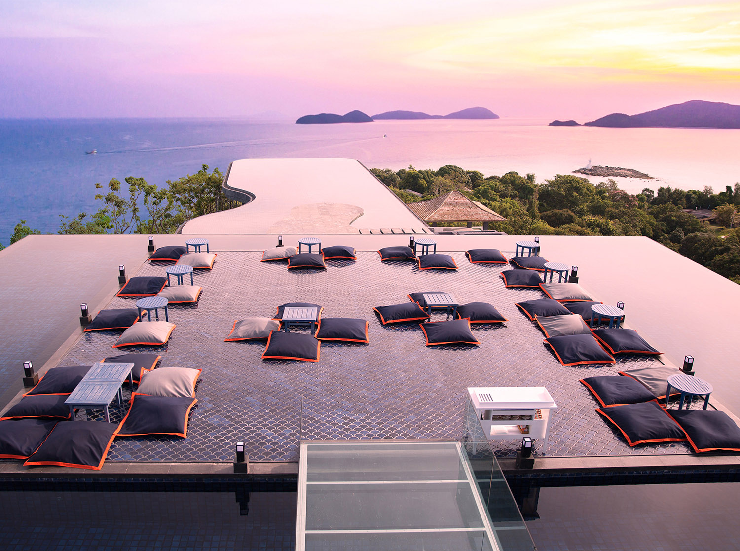 Sripanwa Phu Ket Hotel Overview