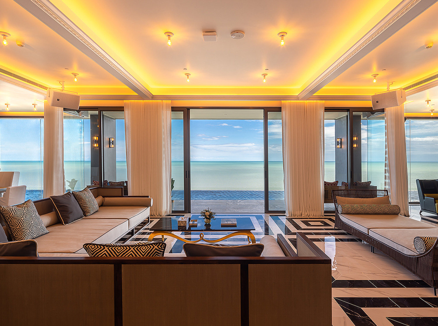 BabaBeachClub Hotel HuaHin